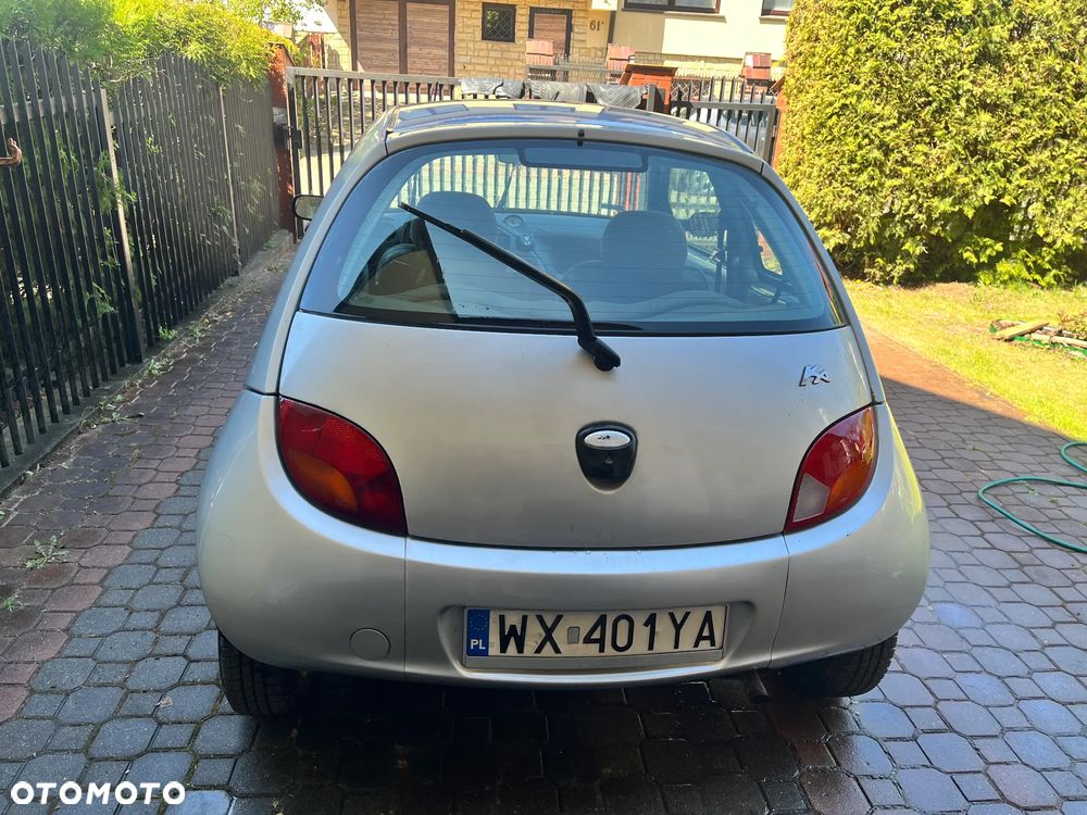 Ford KA 1.3 - 10