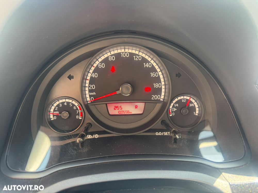 Volkswagen up! ASG high - 4