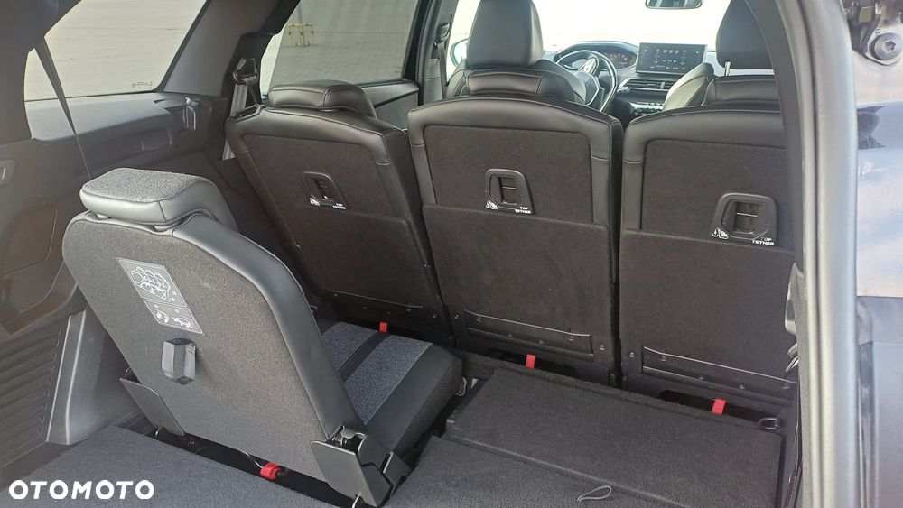 Peugeot 5008 - 9
