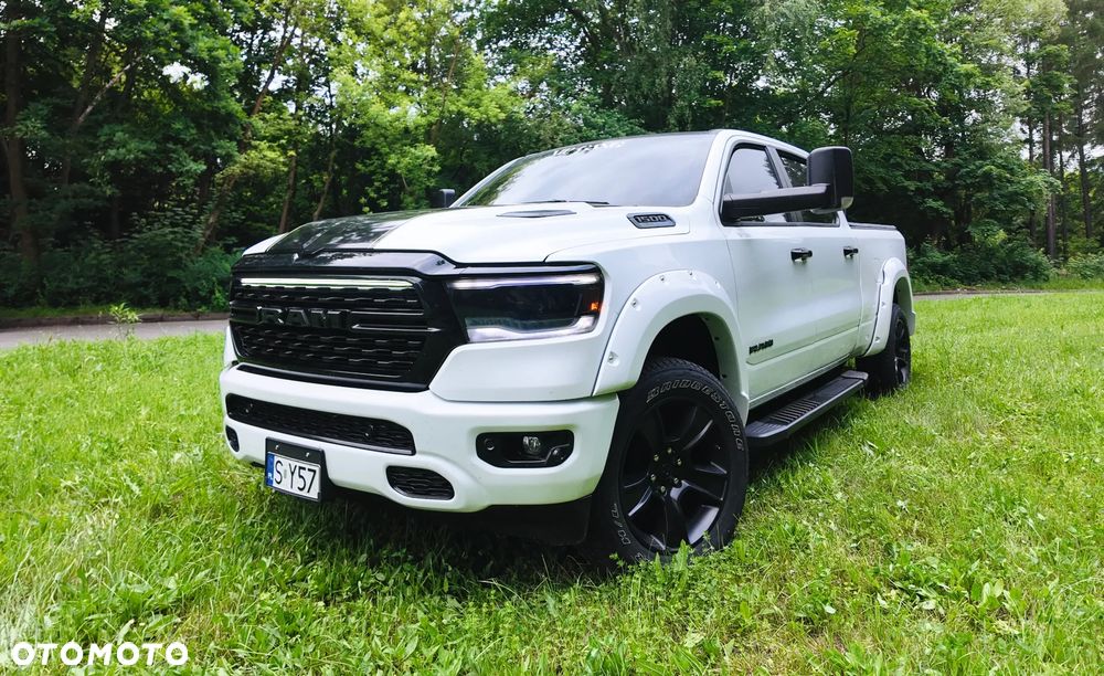 RAM 1500 - 28