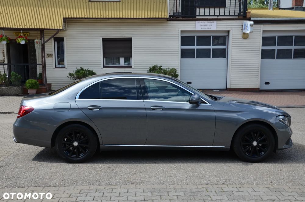 Mercedes-Benz Klasa E 220 d 9G-TRONIC - 6