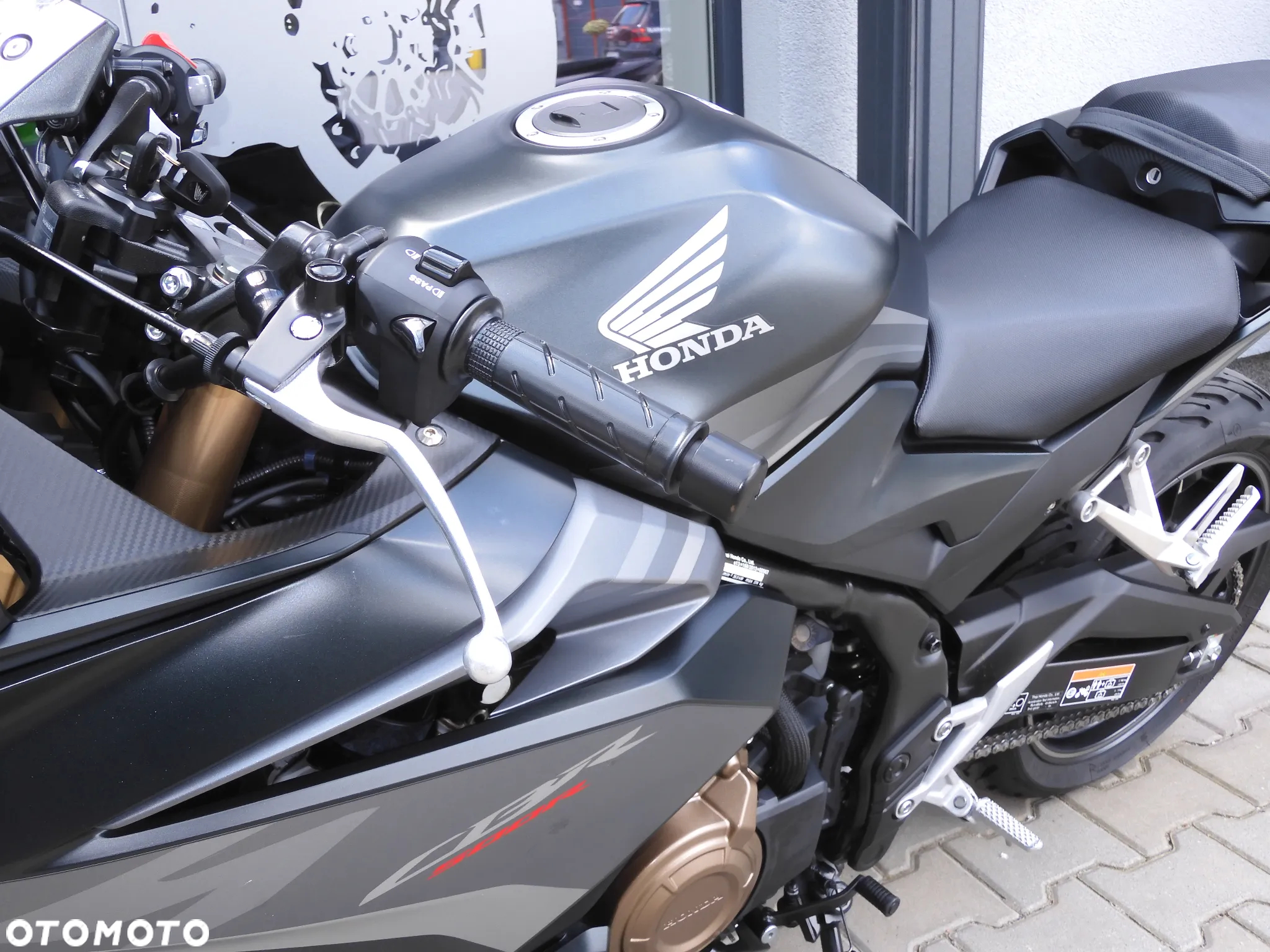 Honda CBR - 24