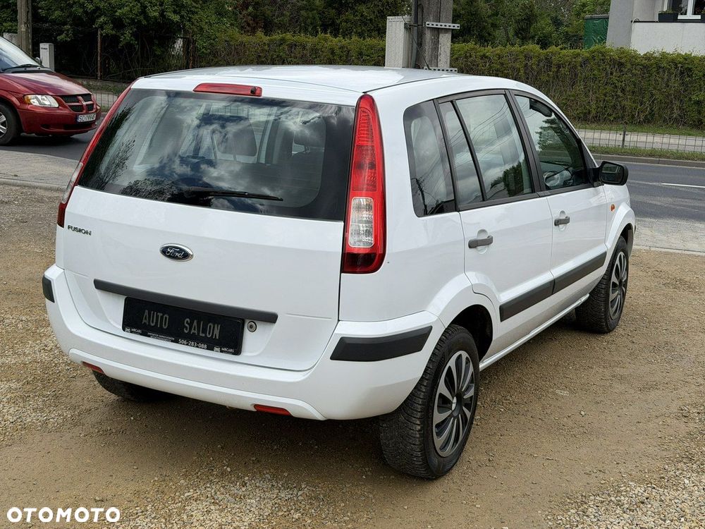 Ford Fusion - 6