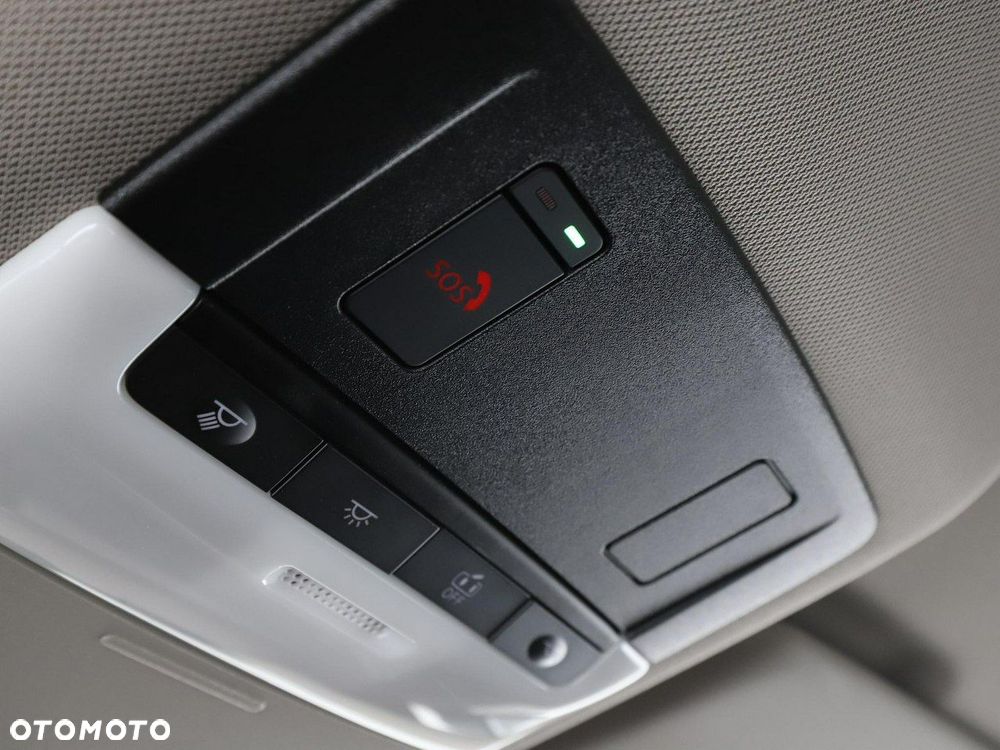 Nissan X-Trail 1.5 VC-T e-POWER N-Connecta e-4ORCE 7os - 40