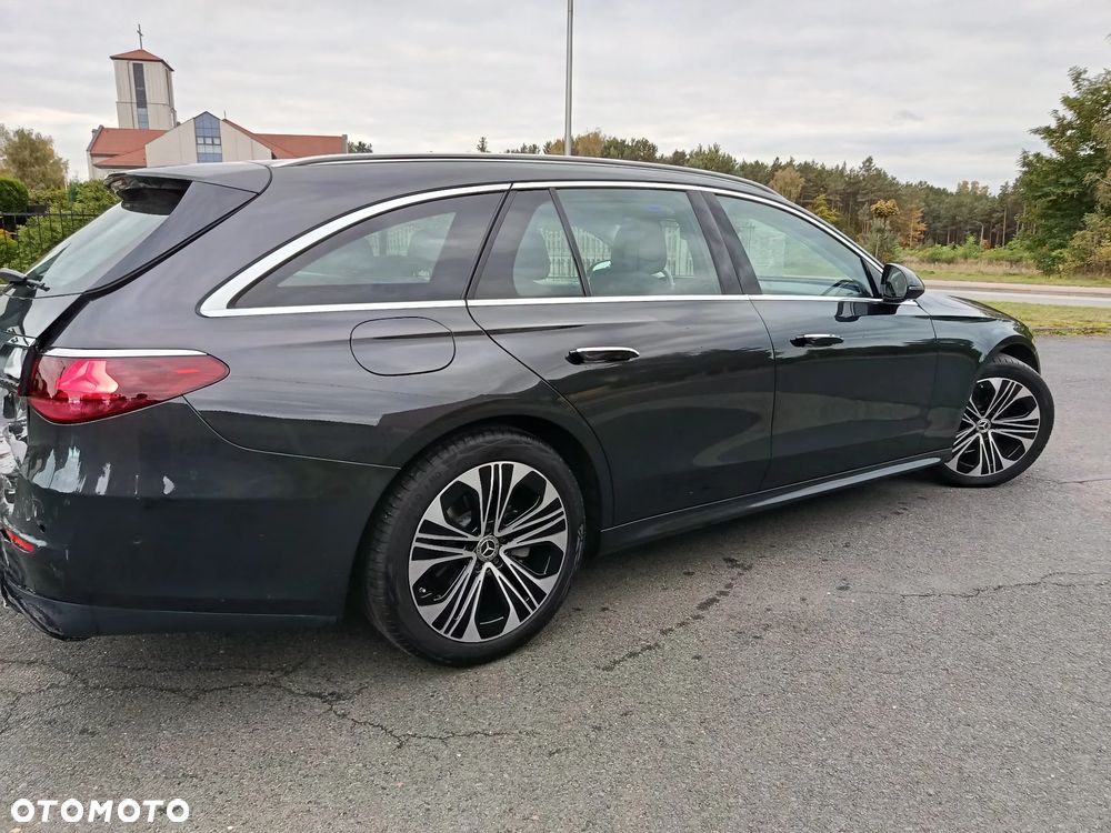 Mercedes-Benz Klasa E 200 mHEV Avantgarde 9G-Tronic - 23
