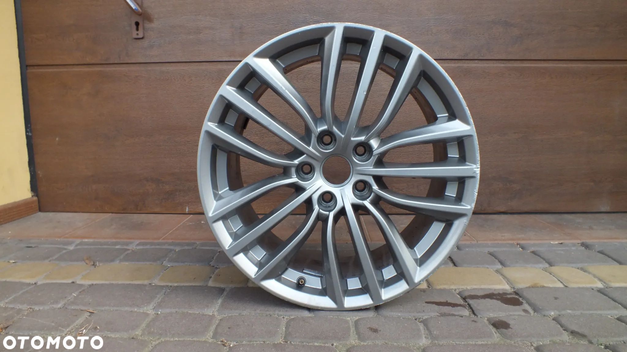 Felga aluminiowa 18 X8 Kia Stinger - 1