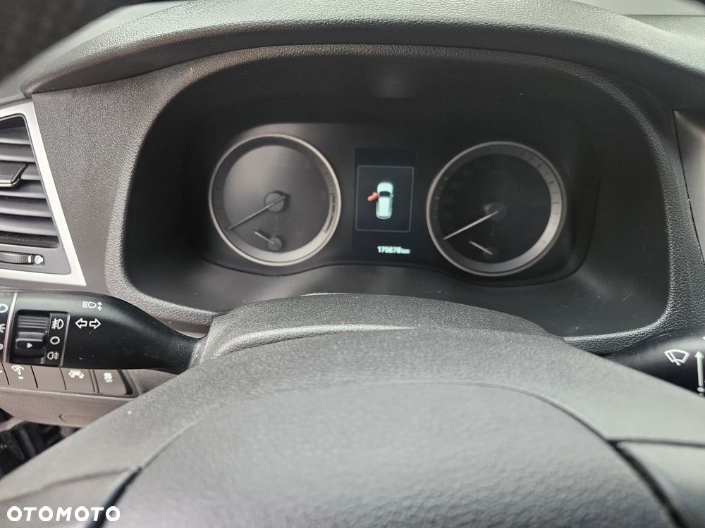 Hyundai Tucson blue 1.7 CRDi 2WD Advantage - 15