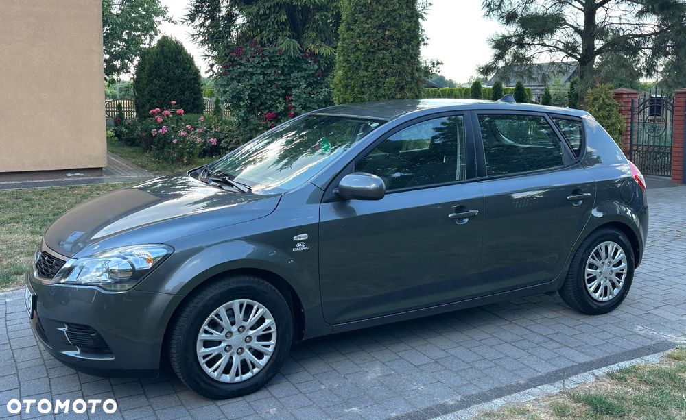 Kia Ceed 1.4 CVVT Vision - 10