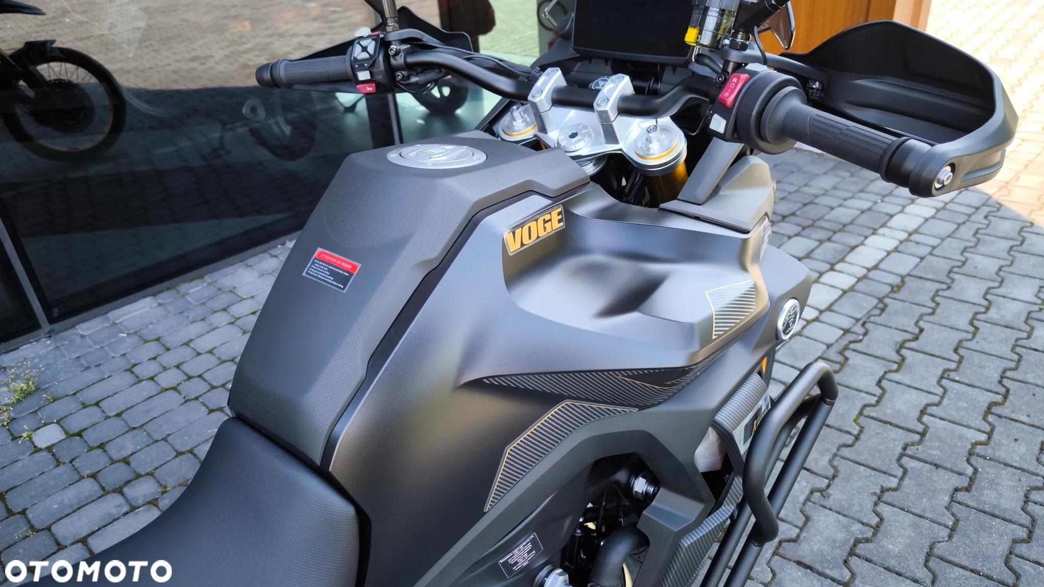 VOGE 900DSX - 20