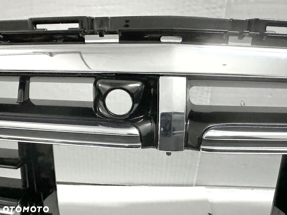 ATRAPA GRILL Mercedes E-klasa W213 Lift - pod KAM - 9