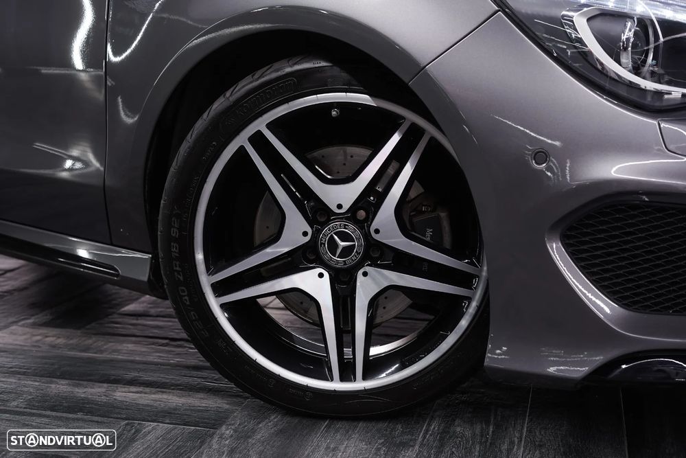 Mercedes-Benz CLA 220 d Shooting Brake AMG Line Aut. - 2