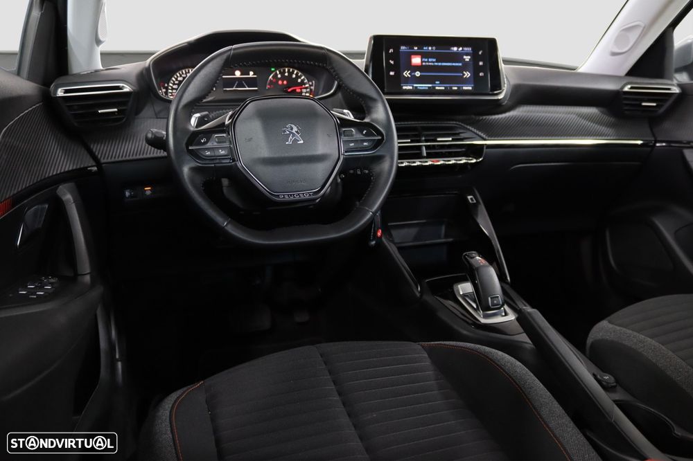 Peugeot 2008 - 4