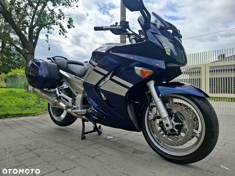 Yamaha FJR - 21