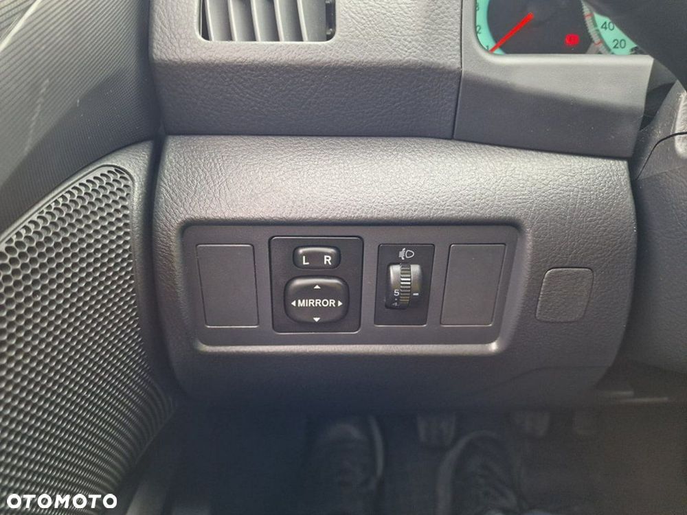 Toyota Corolla Verso - 11