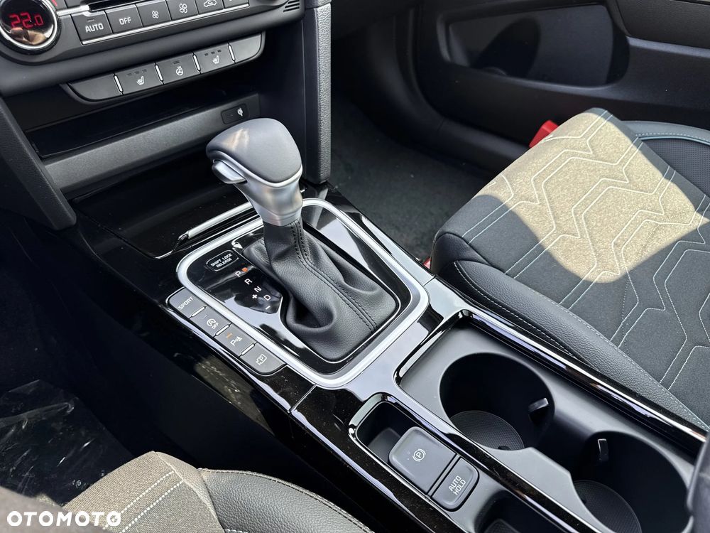 Kia XCeed 1.6 T-GDI Tribute DCT - 19