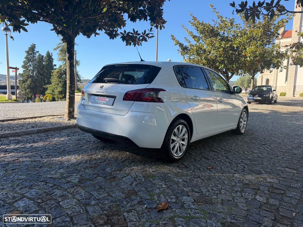 Peugeot 308 - 7