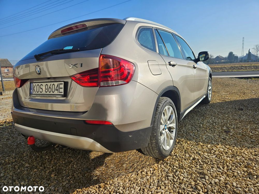 BMW X1 xDrive20d - 9