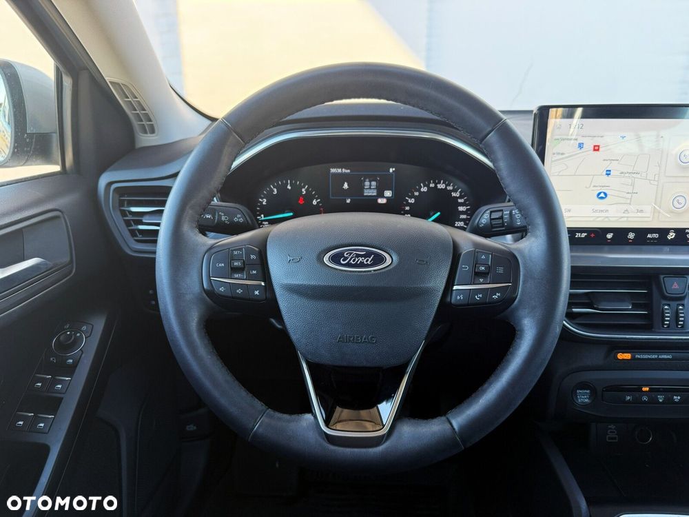 Ford Focus 1.0 EcoBoost Titanium - 16