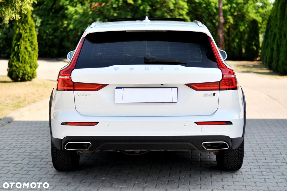 Volvo V60 Cross Country B4 D AWD Geartronic - 13