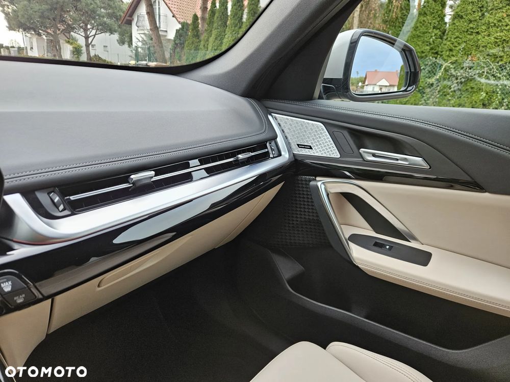 BMW X1 sDrive20i mHEV sport - 17