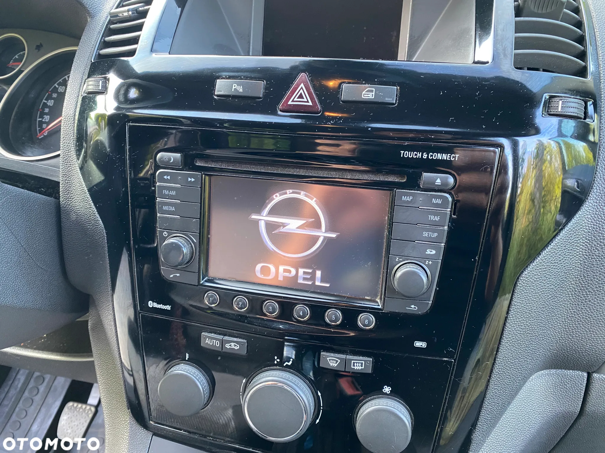 Opel Zafira 1.8 Cosmo - 18
