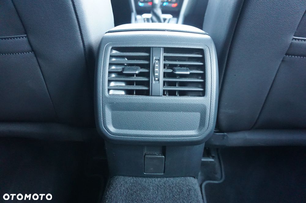 Volkswagen Arteon 2.0 TSI Elegance DSG - 27