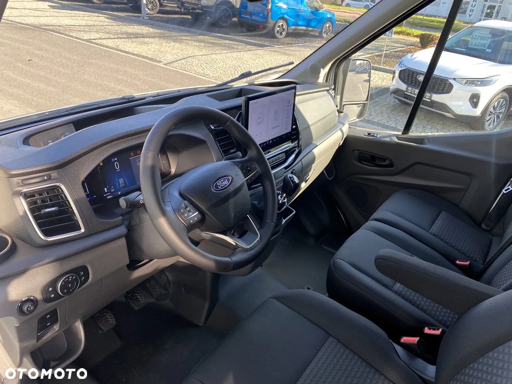 Ford Transit - 13