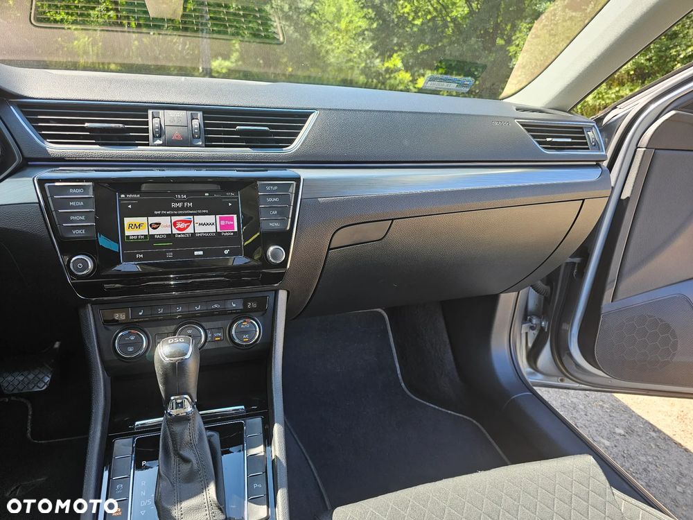 Skoda Superb 2.0 TSI DSG Ambition - 31