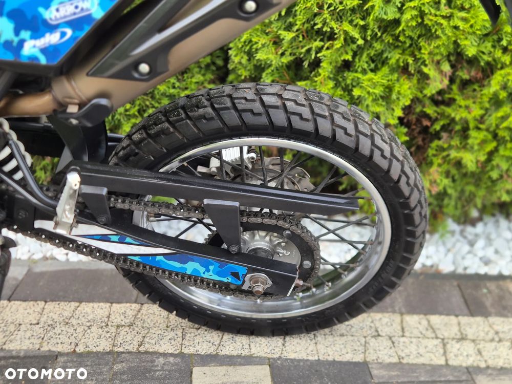 Yamaha WR - 14