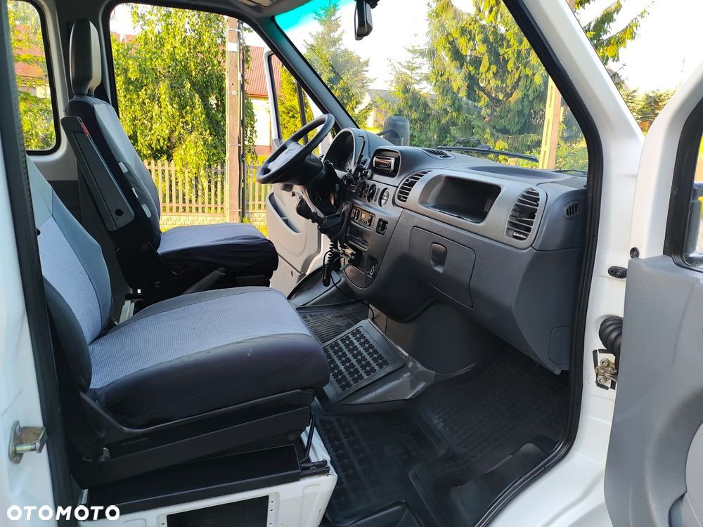 Mercedes-Benz Sprinter - 9