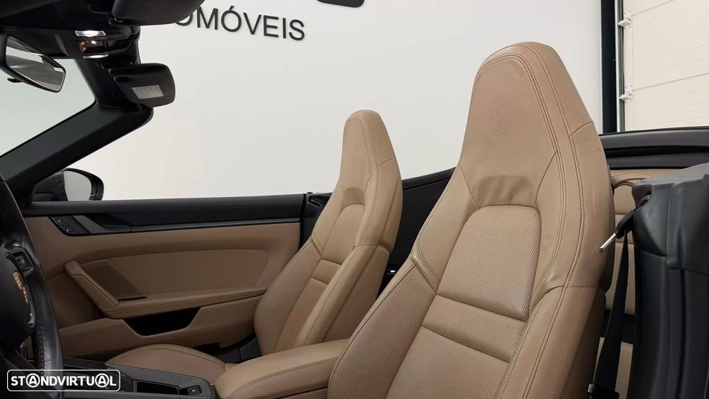 Porsche porsche-992 Carrera 4S Cabriolet PDK - 19
