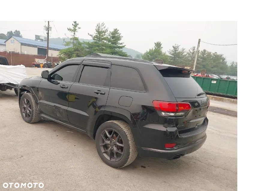 Jeep Grand Cherokee - 4
