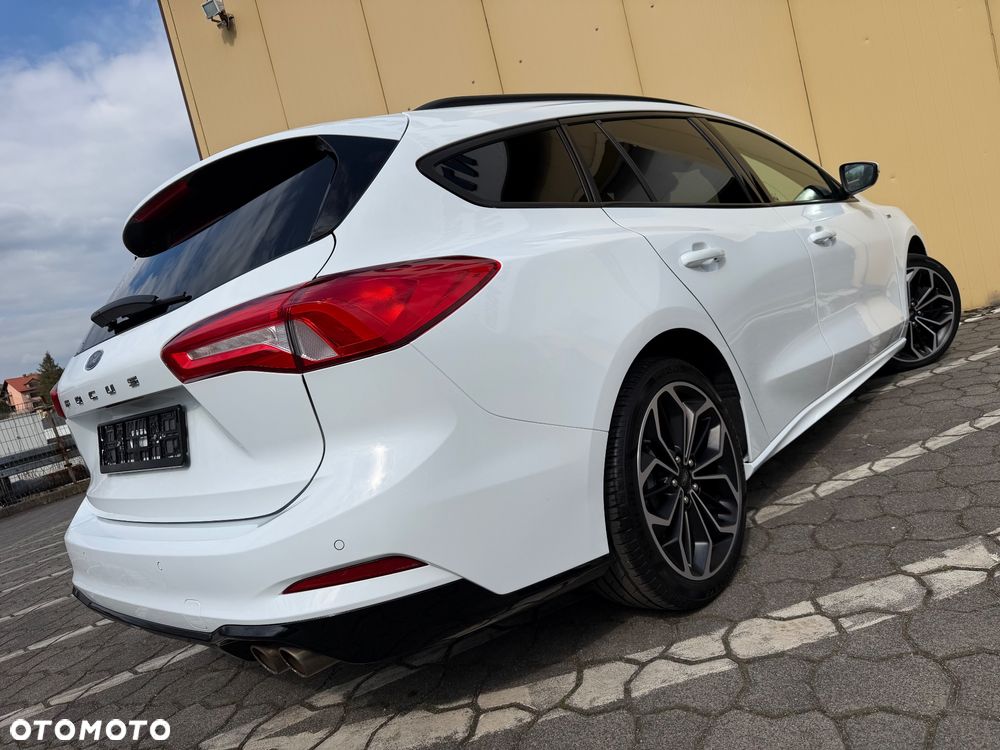 Ford Focus 1.5 EcoBoost STart-Stopp-System ST-LINE - 4