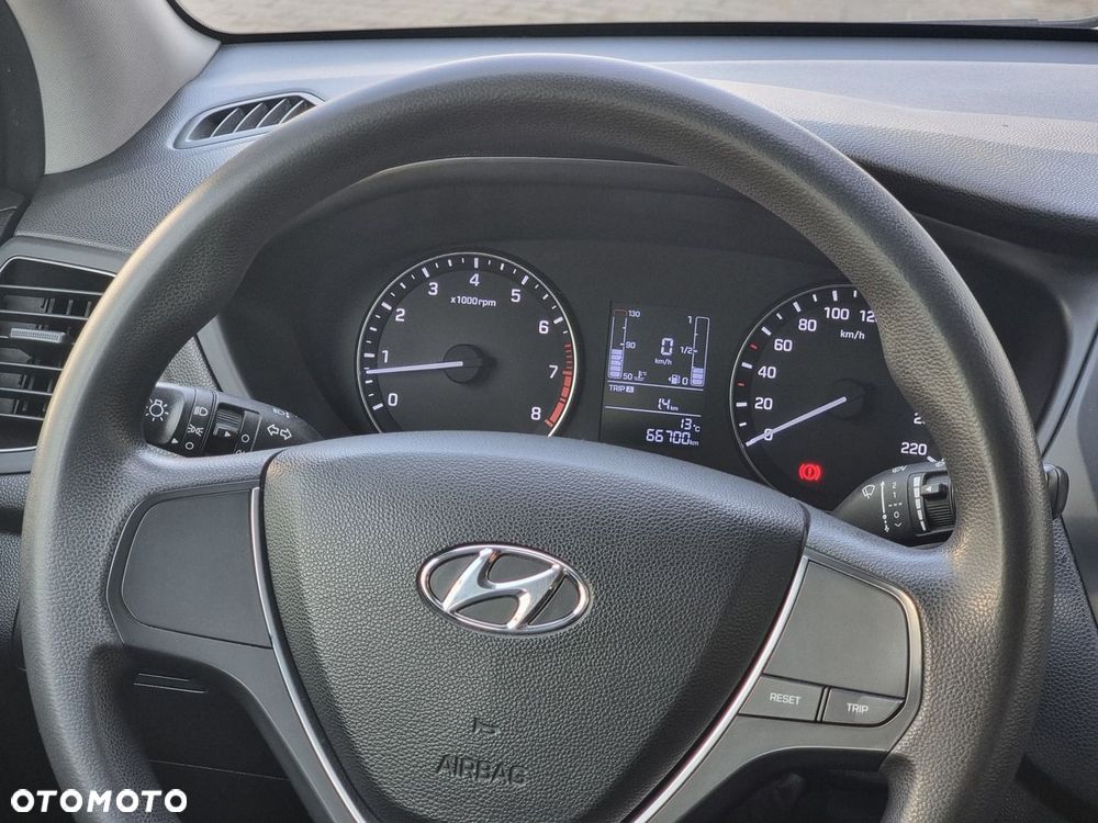 Hyundai i20 1.2 BlueDrive Classic + - 23