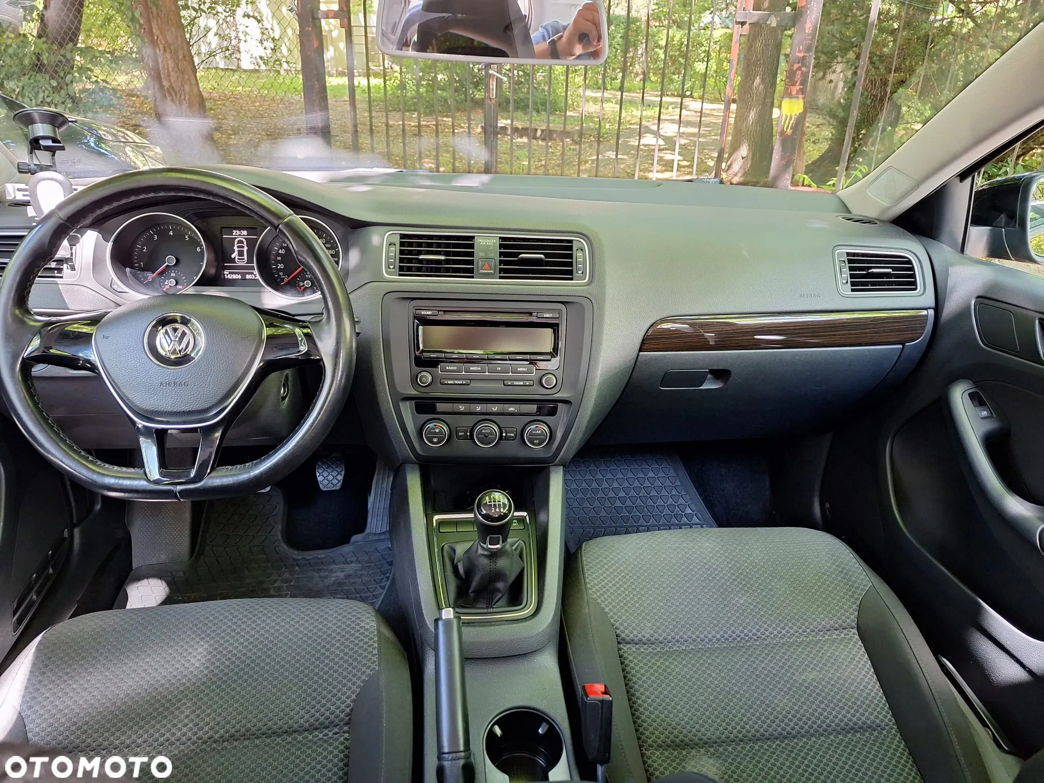 Volkswagen Jetta 1.4 TSI BMT Trendline - 11
