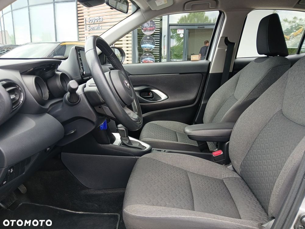 Toyota Yaris Cross Hybrid 1.5 Comfort - 17