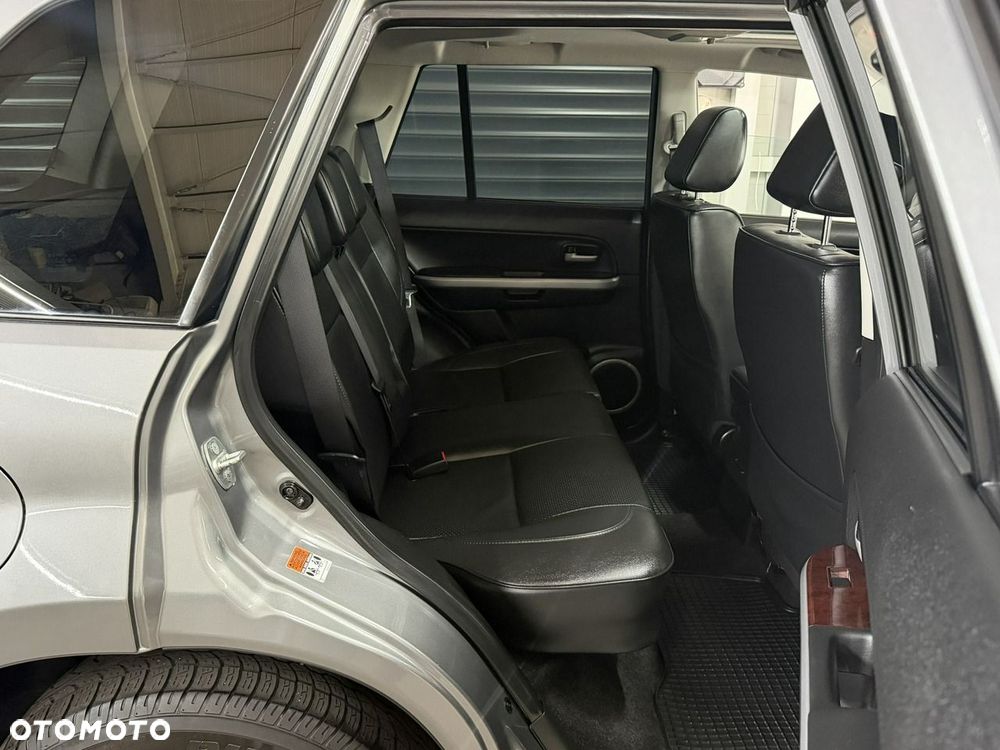 Suzuki Grand Vitara - 17