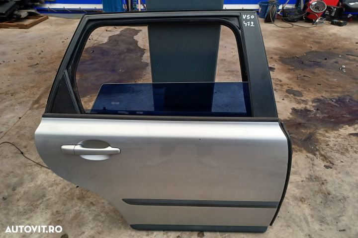 Usa spate dreapta Volvo V50 1  [din 2003 pana  2011] seria wagon 2.0 D MT (136 hp) - 1