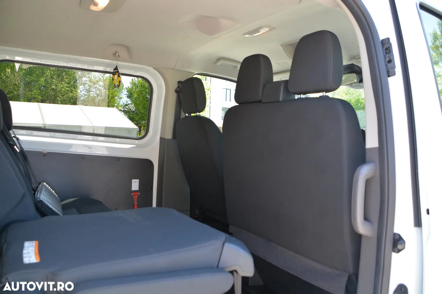 Ford Transit Custom Kombi 320 2.0 EcoBlue 130 CP L2H1 Trend - 19