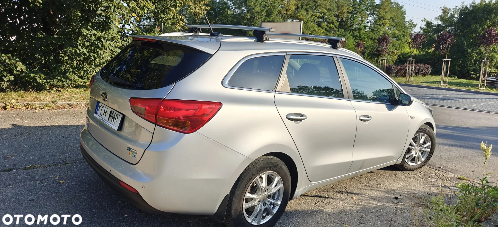 Kia Ceed - 4