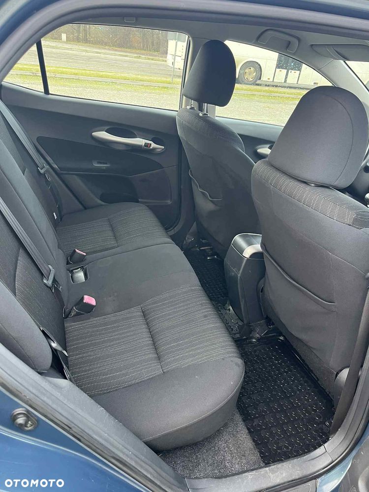 Toyota Auris - 11