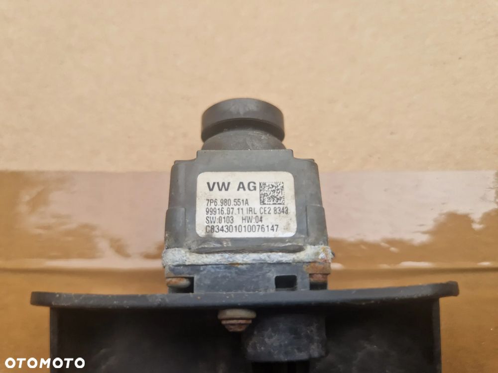 Volkswagen Touareg II Kamera Zderzaka Przedniego 7P6980551A - 2