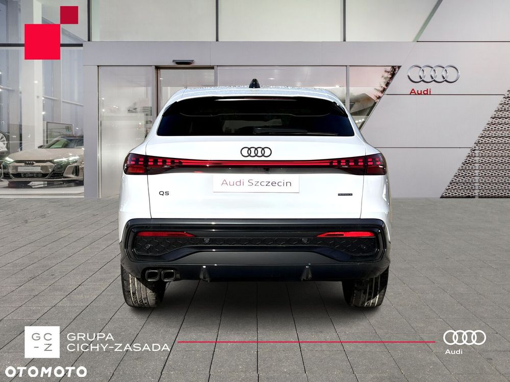 Audi Q5 Sportback - 4