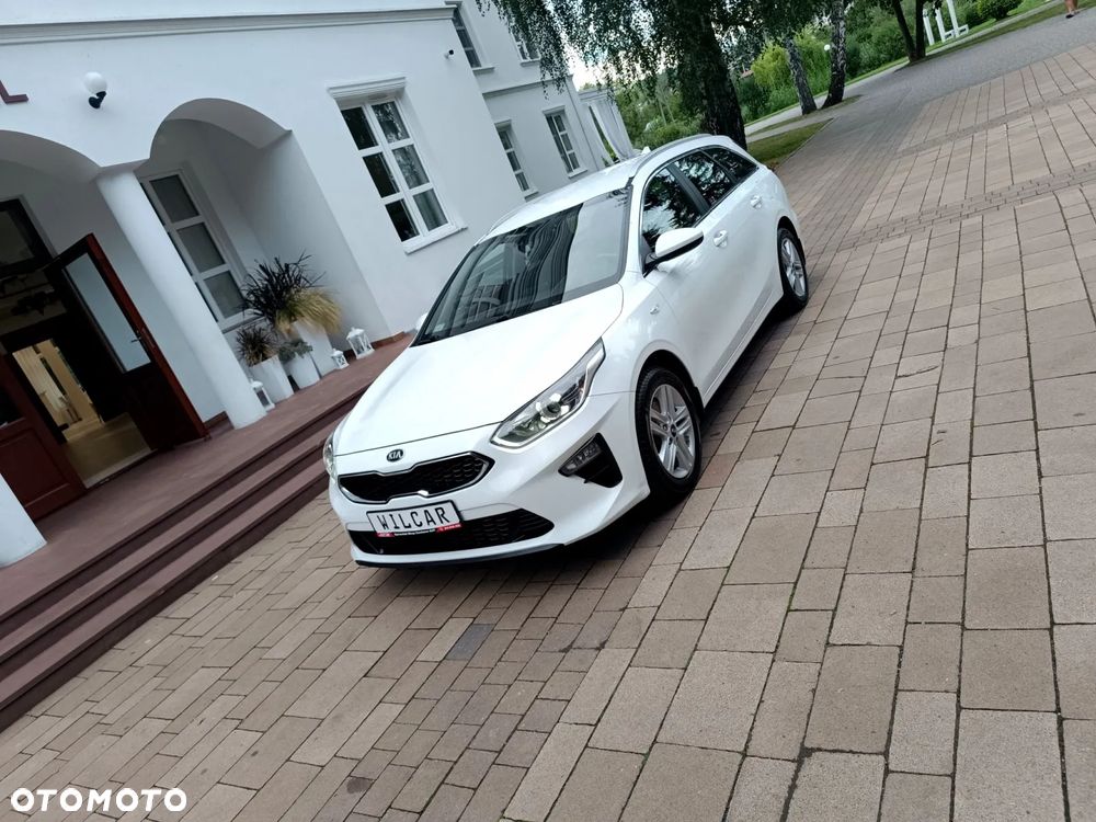 Kia Ceed 1.4 L Business Line Plus - 21