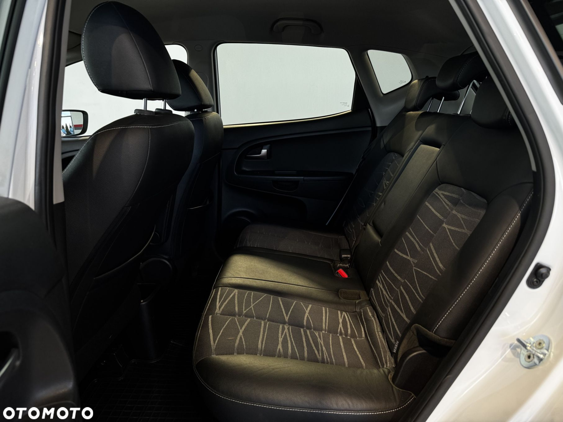 Kia Venga - 13