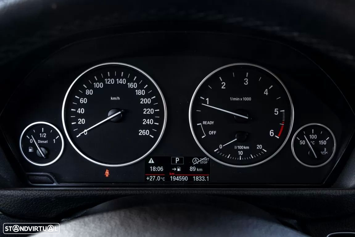 BMW 320 d Touring Auto - 11