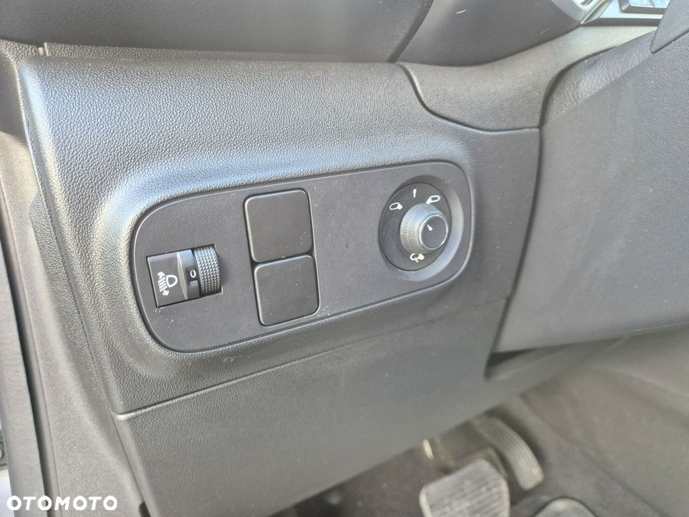 Citroën C3 Pure Tech 110 S&S EAT6 MAX - 22