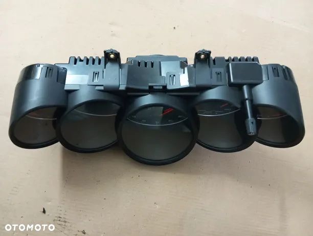 Licznik Porsche Cayenne II 4.8 GTS 420KM 75P 2010-2017r. - 5