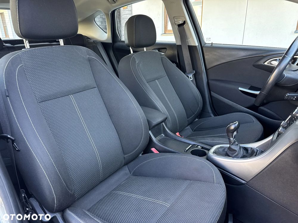 Opel Astra 1.6 Design Edition - 21