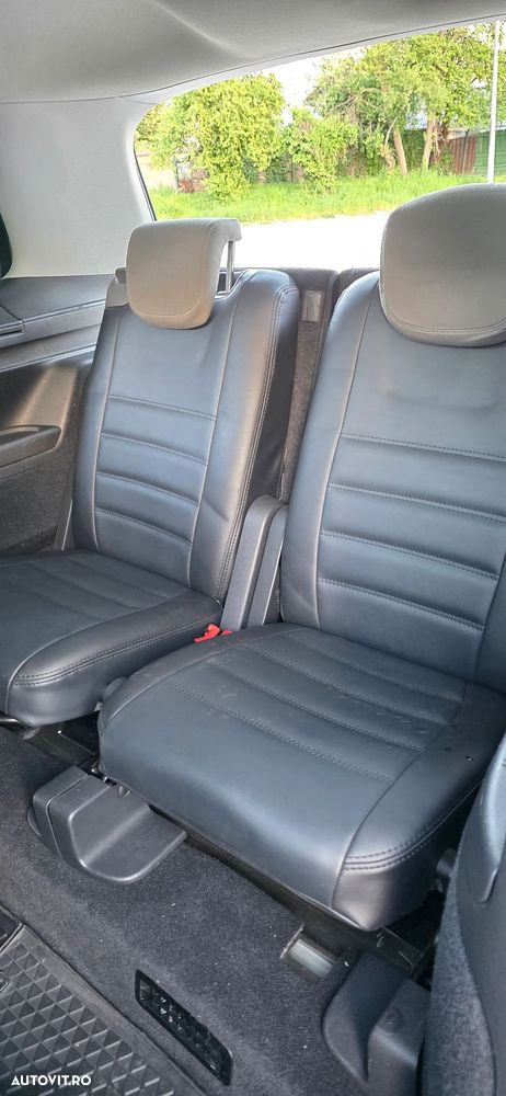 Volkswagen Sharan - 12
